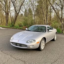 2001 Jaguar XKR