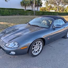 2001 Jaguar XKR