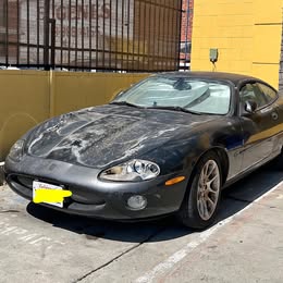 2001 Jaguar XKR
