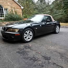 2000  BMW Z3.  CONVERTIBLE. Roadster