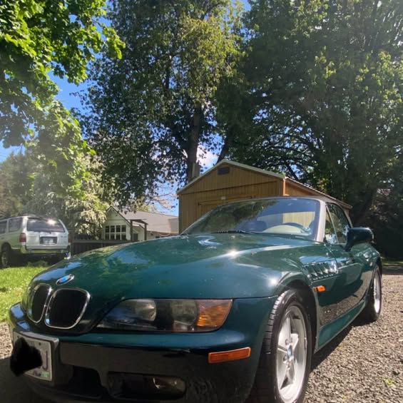 1997 BMW Z3 - 4-Cyl Roadster 2D