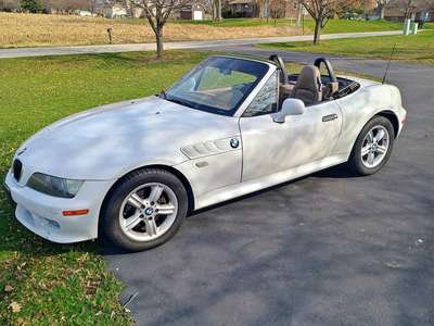 2002 BMW Z3 - 2.5i Roadster 2D