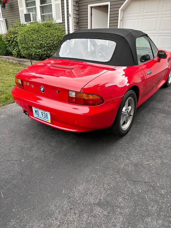 1997 BMW Z3 - 4-Cyl Roadster 2D