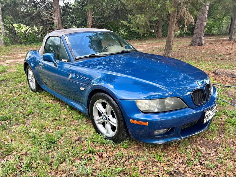 2000 BMW Z3 - Roadster 2D