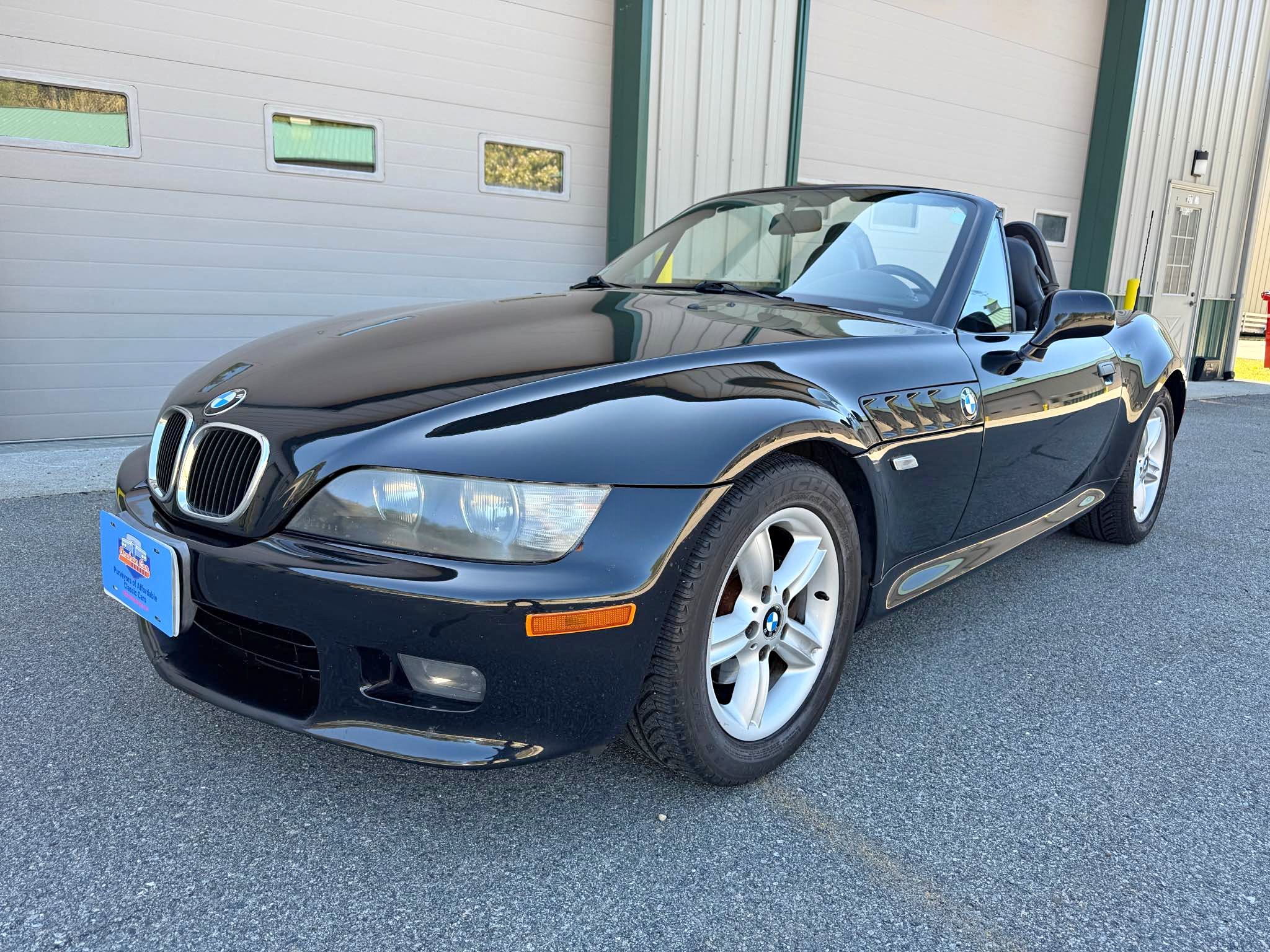 2000 BMW Z3 - 2.5i Roadster 2D