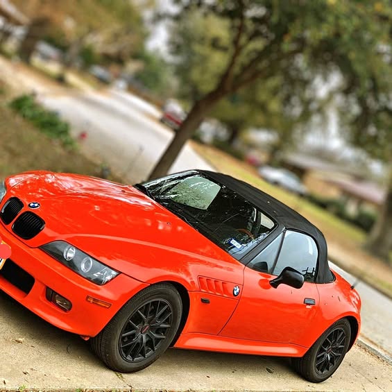 1997 BMW Z3 - 2.8 Roadster 2D