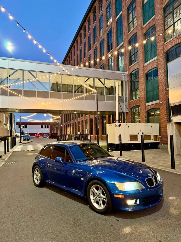 2000 BMW Z3 - Coupe 2D