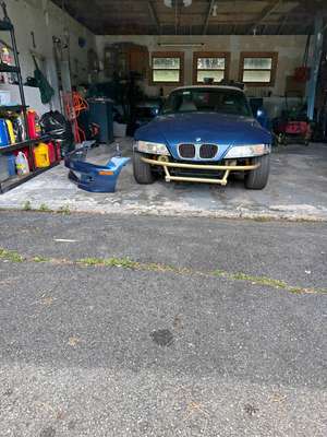 2000 BMW Z3 - 6-Cyl Roadster 2D