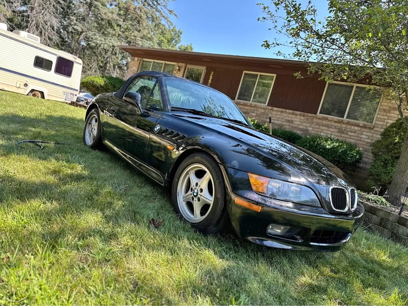 1996 BMW Z3 - 4-Cyl Roadster 2D