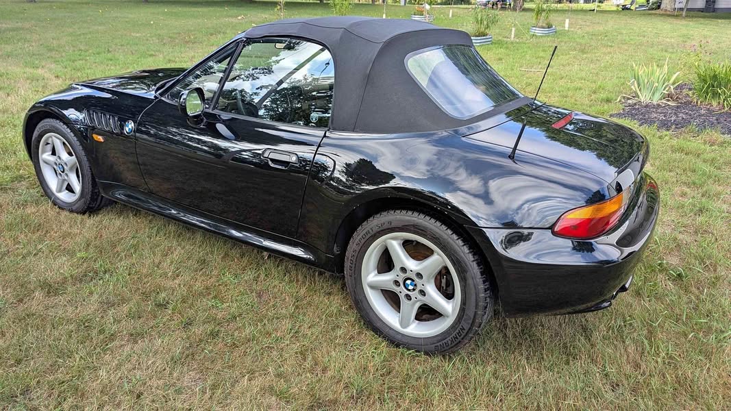 1997 BMW Z3 - 6-Cyl Roadster 2D