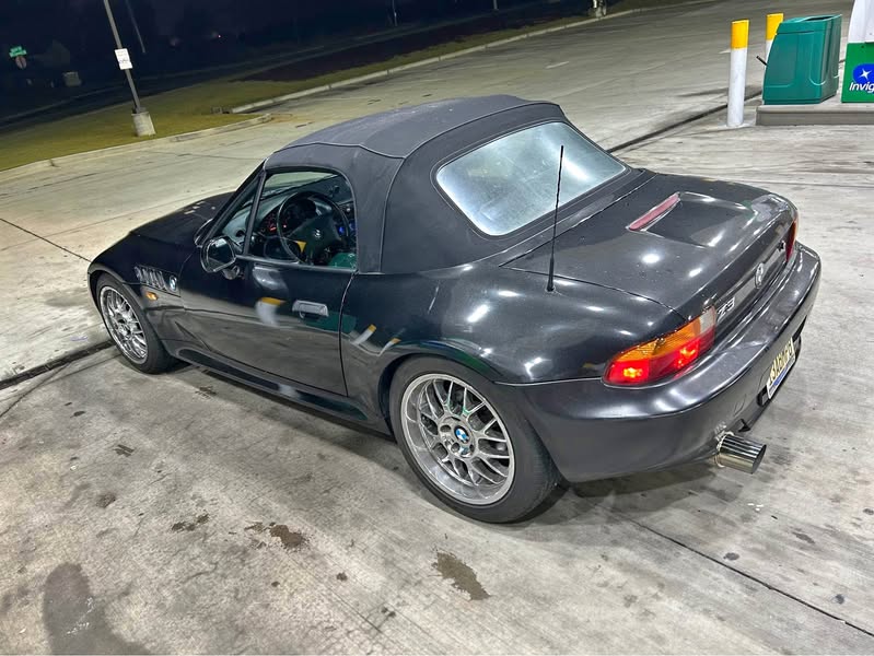 1998 BMW Z3 - 2.8 Roadster 2D