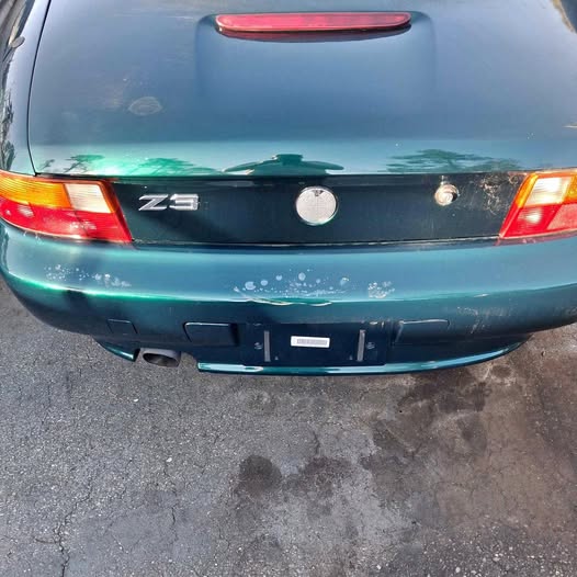 1998 BMW Z3 - 2.5i Roadster 2D