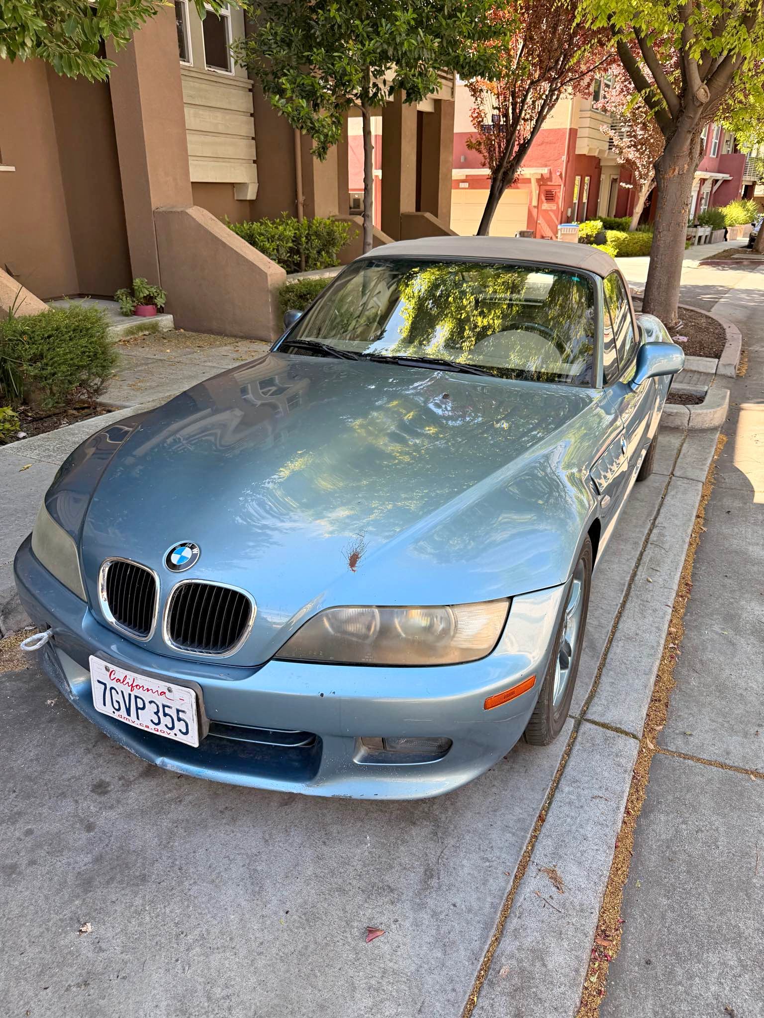 2001 BMW Z3 - 2.5i Roadster 2D