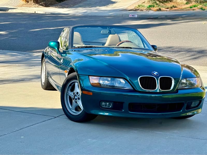 1996 BMW Z3 - 4-Cyl Roadster 2D