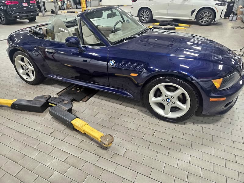 1997 BMW Z3 - 2.8 Roadster 2D