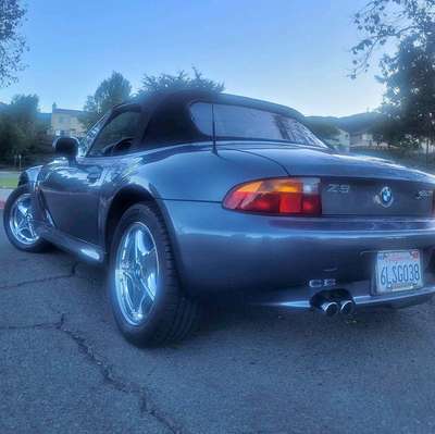 1999 BMW Z3 - 4-Cyl Roadster 2D
