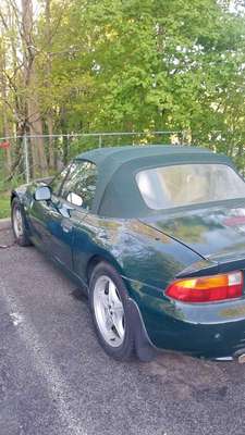 1998 BMW Z3 - 4-Cyl Roadster 2D