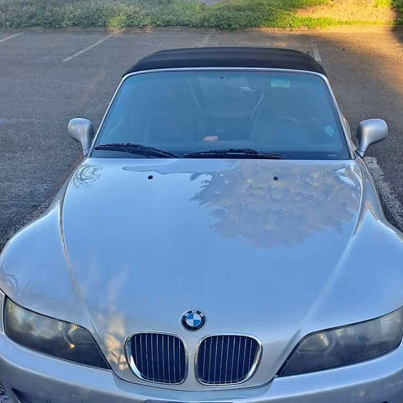 2000 BMW Z3 - 2.8 Roadster 2D