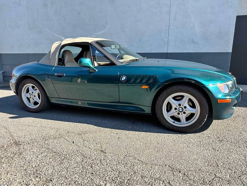 1997 BMW Z3 - 4-Cyl Roadster 2D