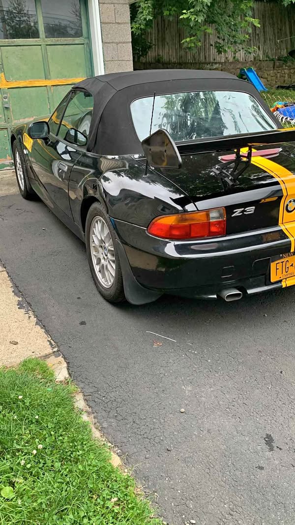 1998 BMW Z3 - Convertible top