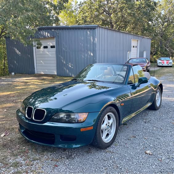 1999 BMW Z3 - 2.3 Roadster 2D