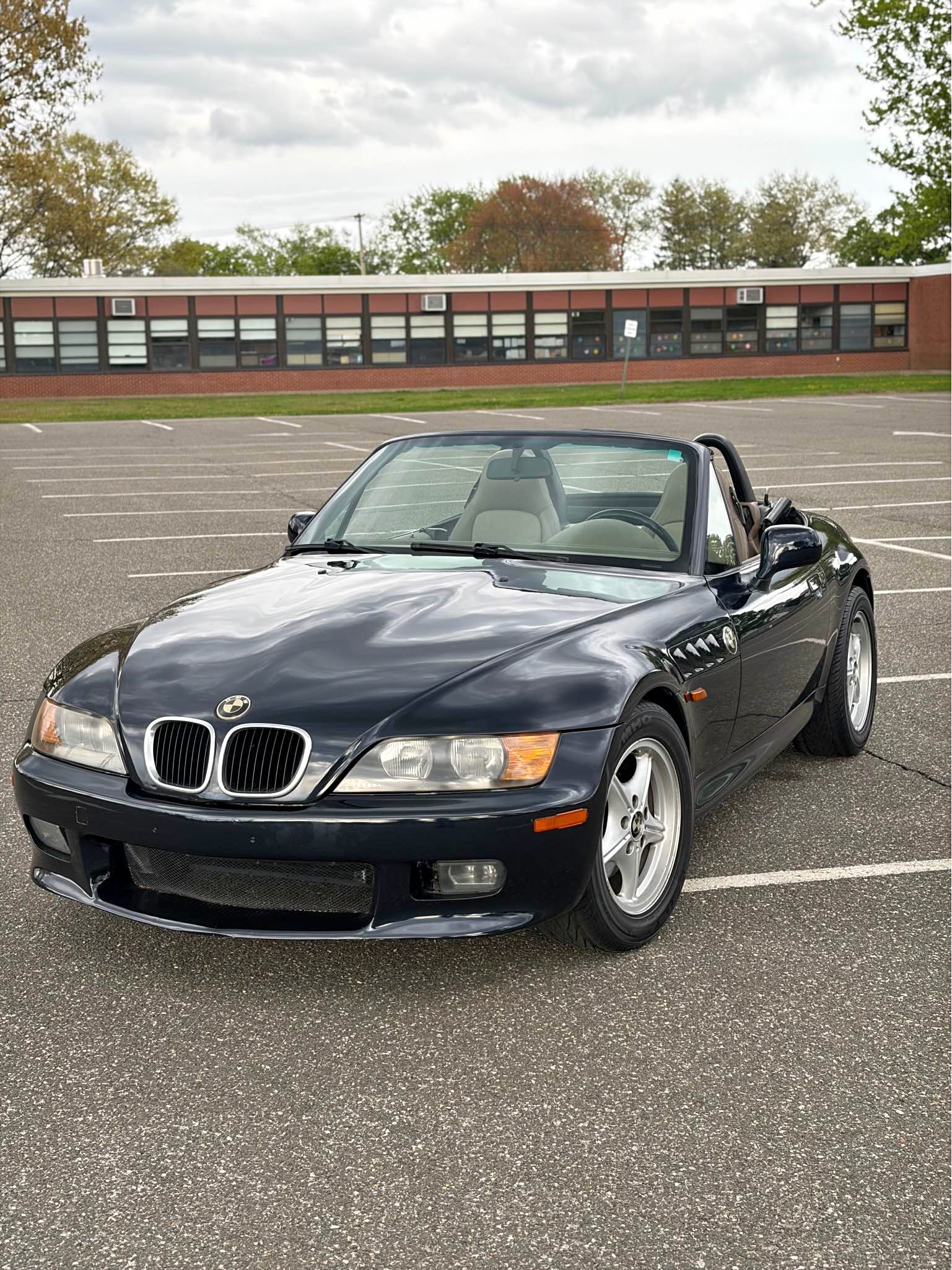 1998 BMW Z3 - 4-Cyl Roadster 2D