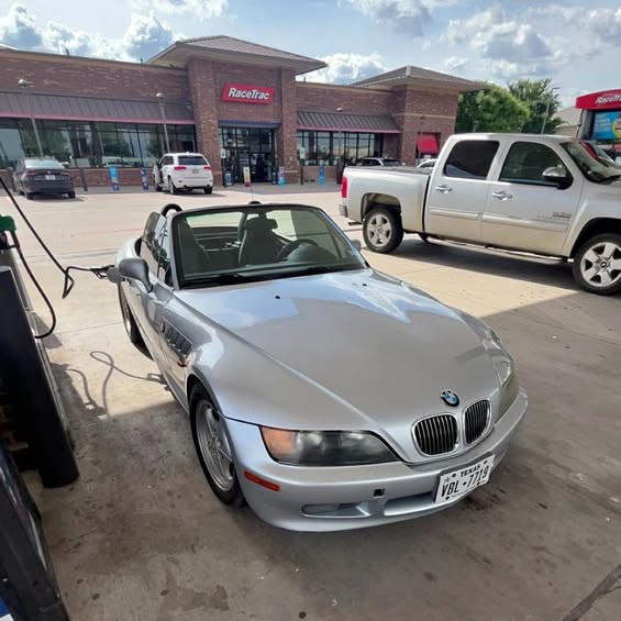 1998 BMW Z3 - Roadster 2D
