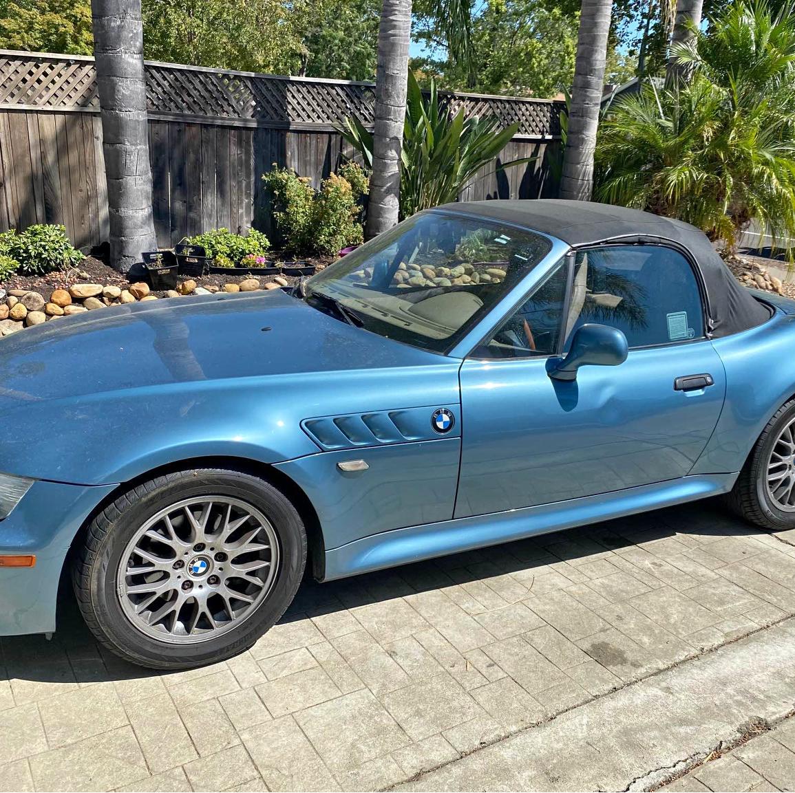 2000 BMW Z3 - 2.8 Roadster 2D