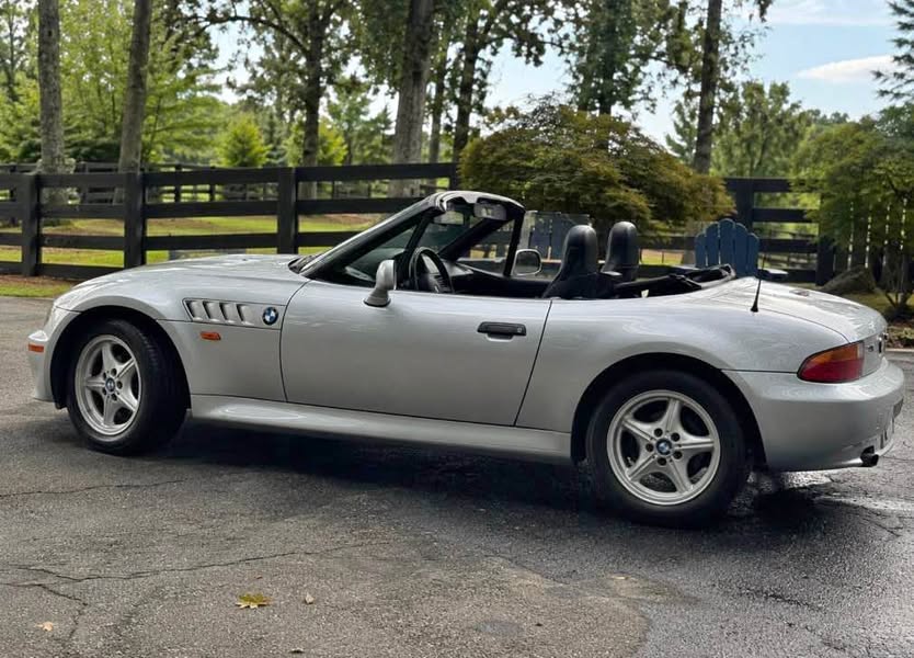 1996 BMW Z3 - 4-Cyl Roadster 2D