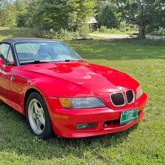 1997 BMW Z3 - 4-Cyl Roadster 2D
