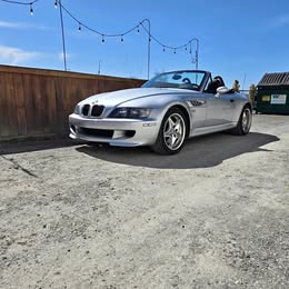 2000 BMW Z3 - 3.0i Roadster 2D