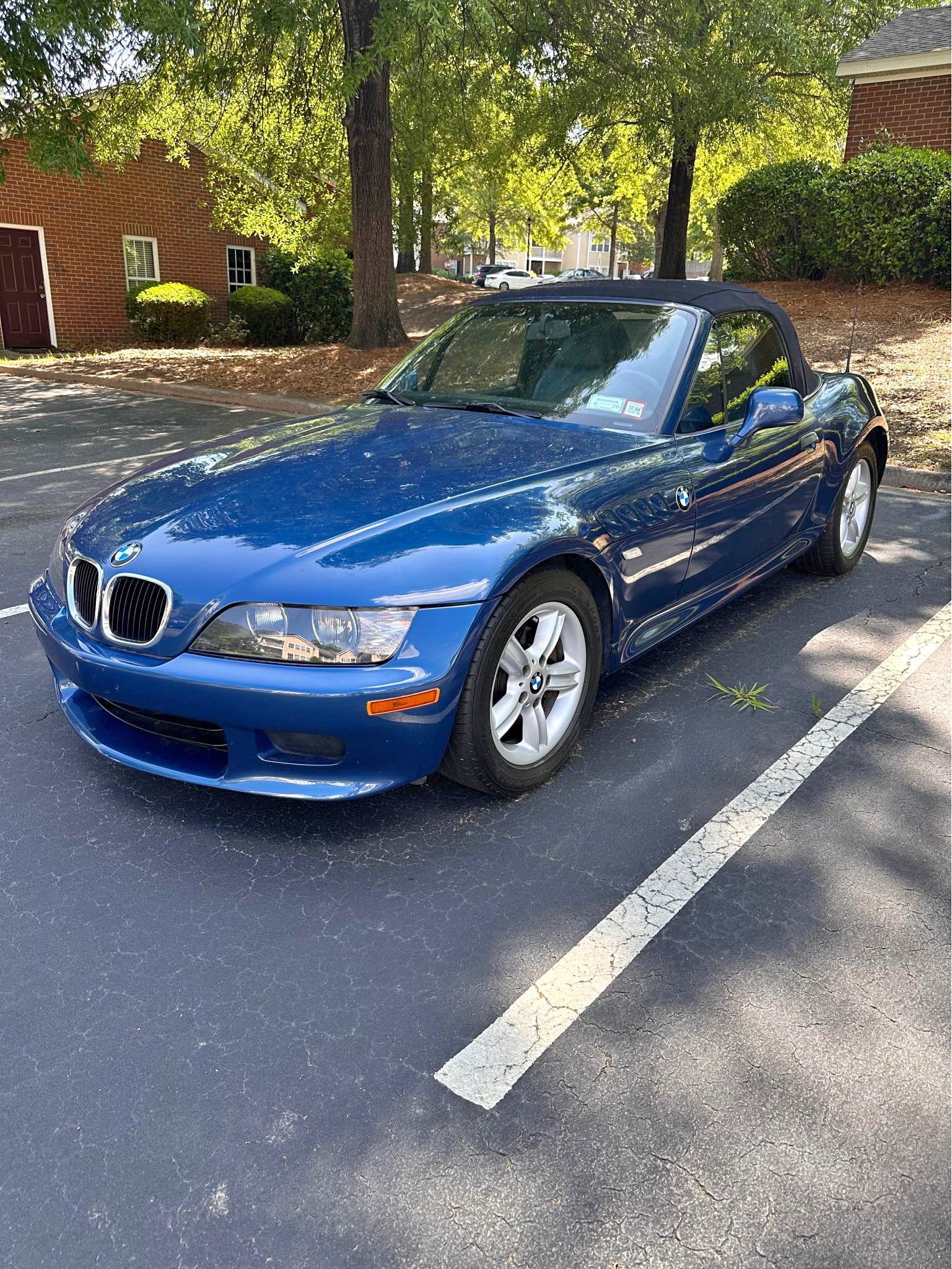 2000 BMW Z3 - 2.3 Roadster 2D