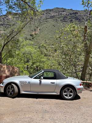 2002 BMW Z3 - 2.5i Roadster 2D