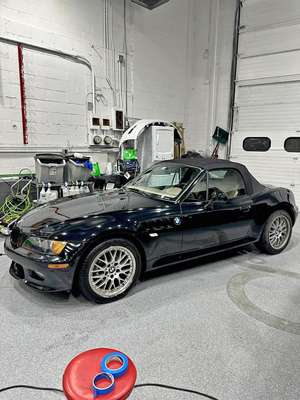 2001 BMW Z3 - 3.0i Roadster 2D