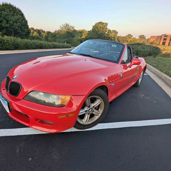 2002 BMW Z3 2.5i Roadster 2D
