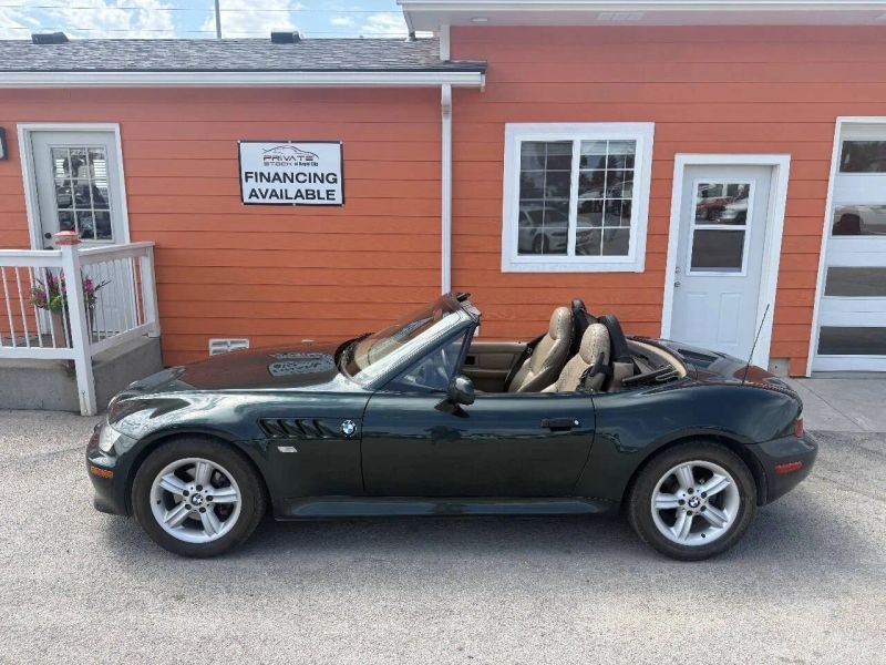 2000 BMW Z3 2.2999999999999998