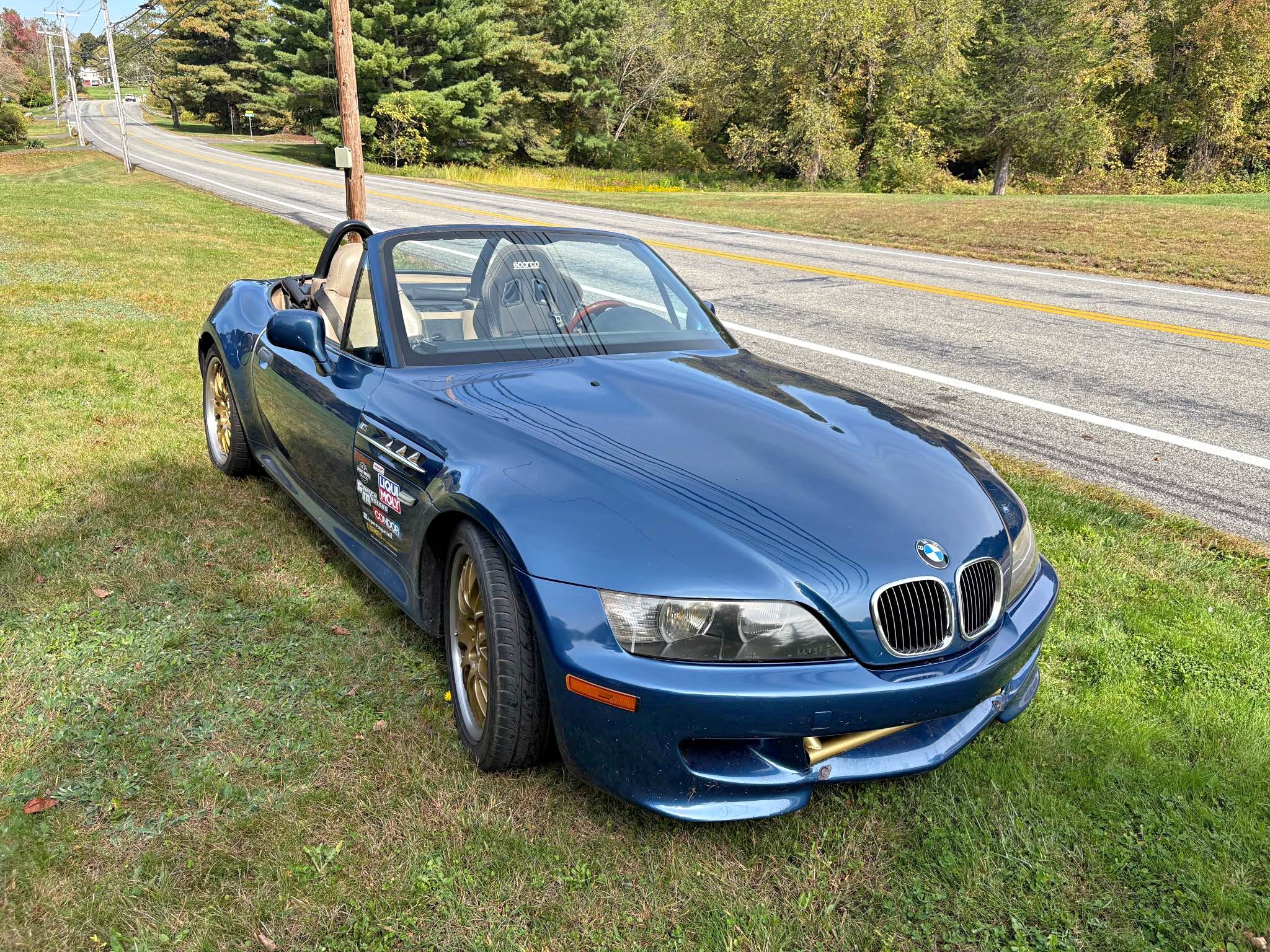 2001 BMW Z3 - 3.0i Roadster 2D