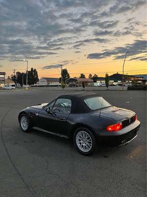 1999 BMW Z3 - 2.8 Roadster 2D