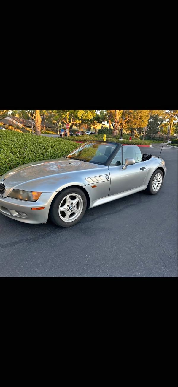 1997 BMW Z3 - 2.3 Roadster 2D
