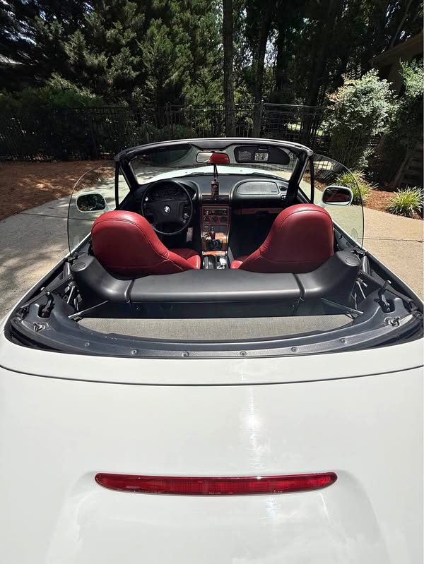 1996 BMW Z3 - 4-Cyl Roadster 2D