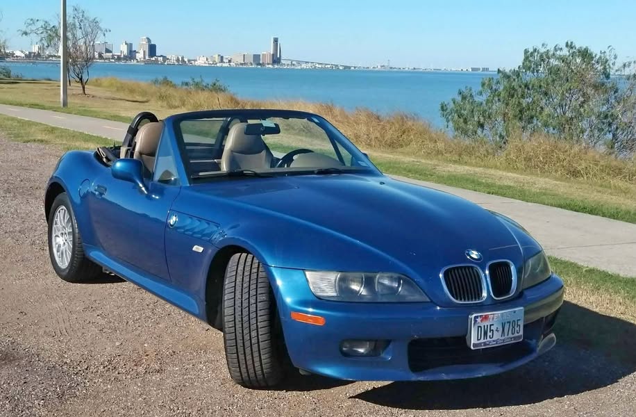 2001 BMW Z3 - 2.5i Roadster 2D