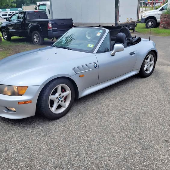 1998 BMW Z3 - 6-Cyl Roadster 2D