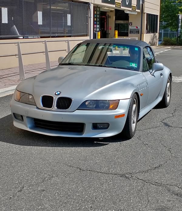 1997 BMW Z3 - 2.8 Roadster 2D