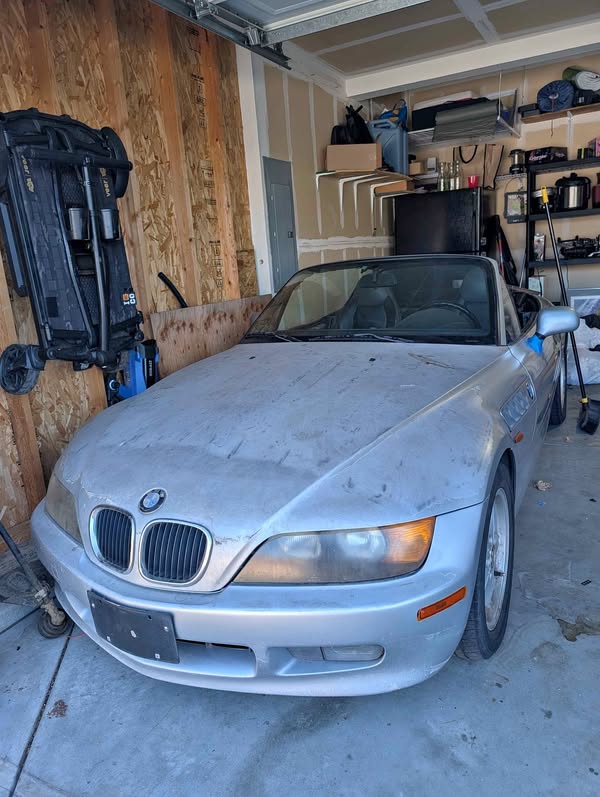 1997 BMW Z3 - 4-Cyl Roadster 2D