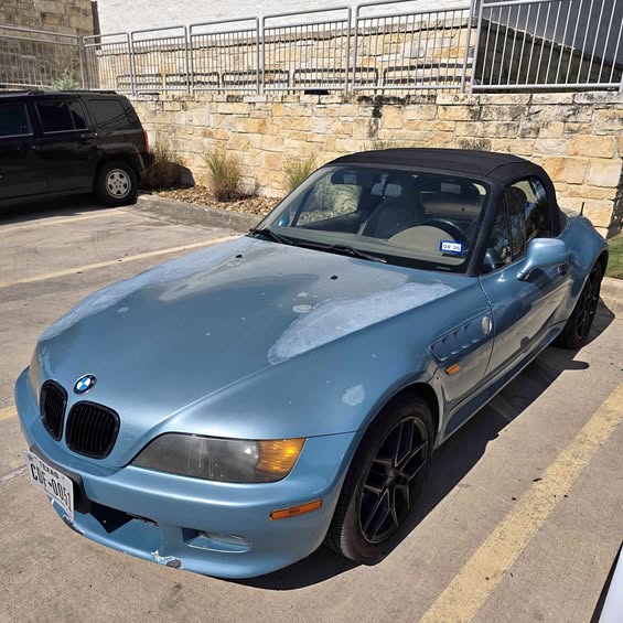 1997 BMW Z3 - 2.8 Roadster 2D