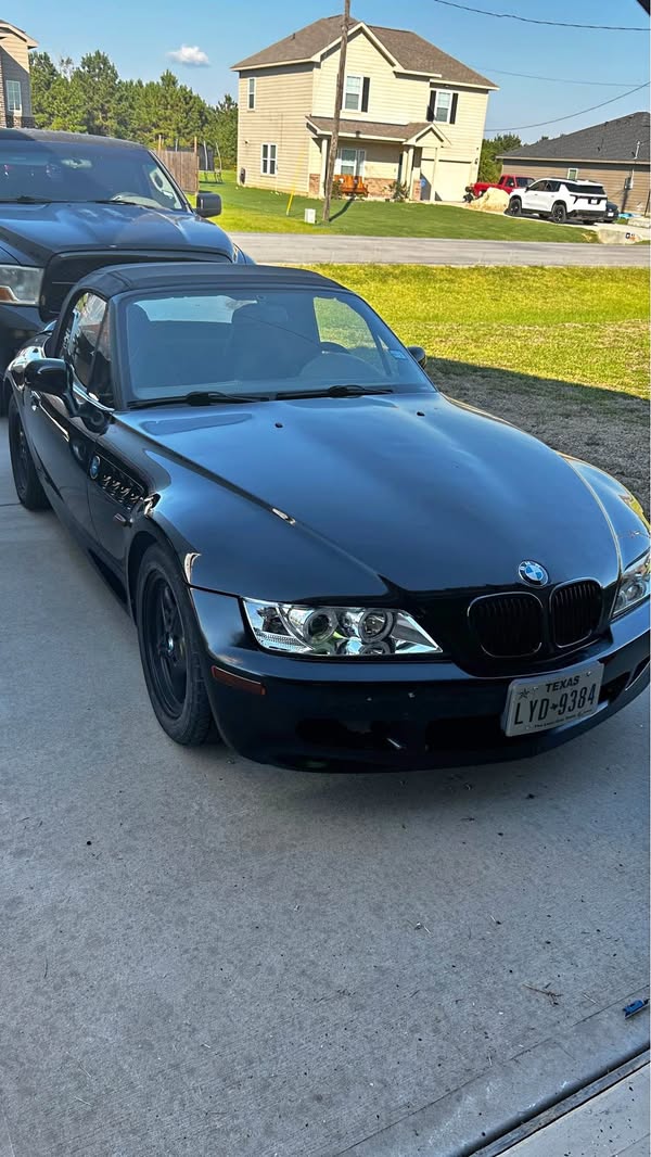 1996 BMW Z3 - 4-Cyl Roadster 2D