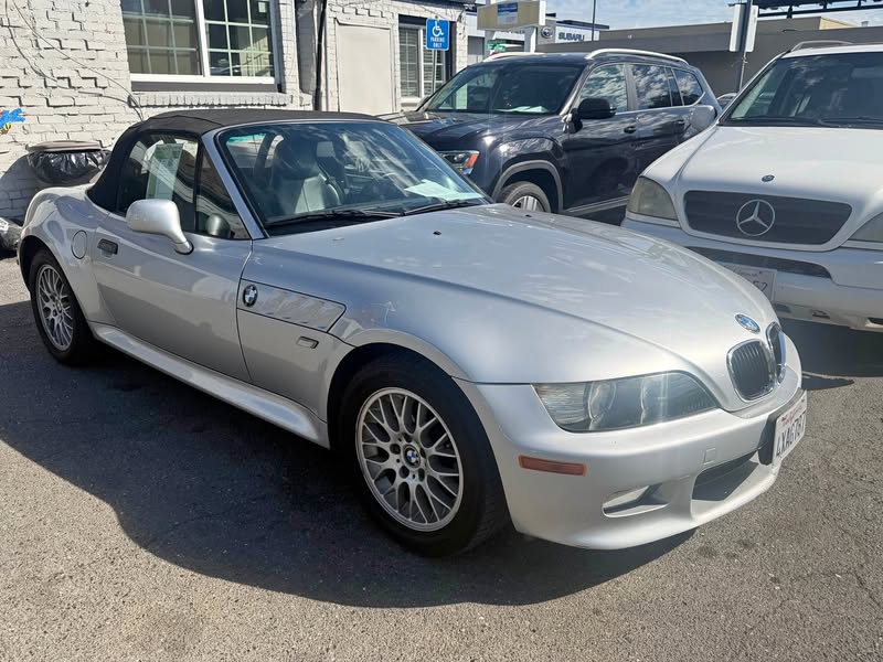 2002 BMW Z3 - 2.5i Roadster 2D
