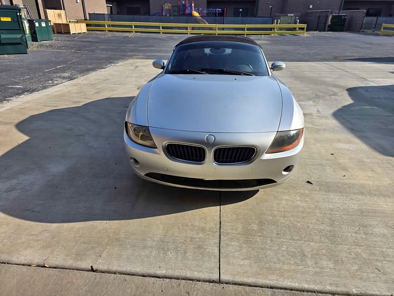 2004 BMW Z4 - 2.5i Roadster 2D