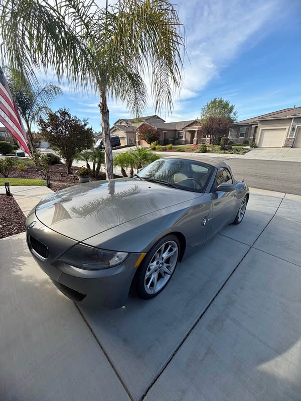 2008 BMW Z4 - 3.0i Roadster 2D