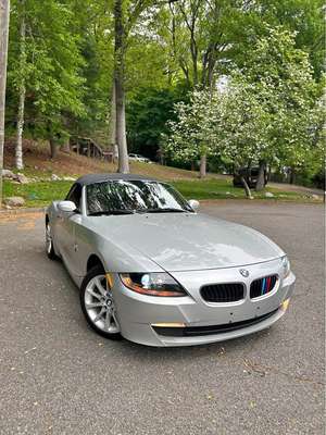2007 BMW Z4 - 3.0i Roadster 2D